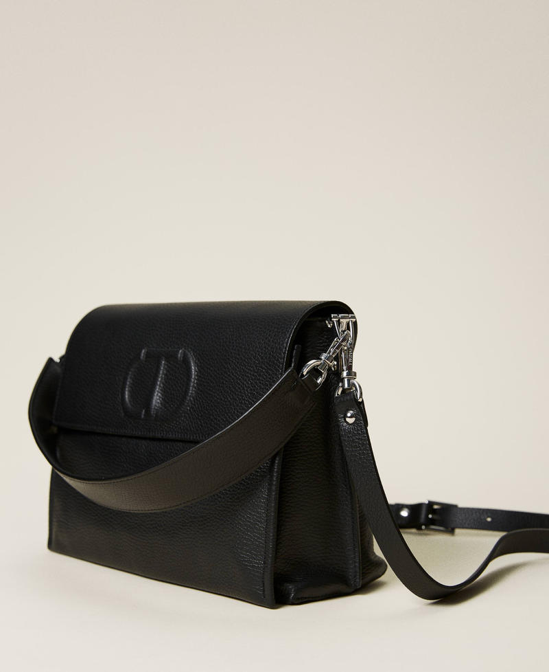 'Bisou' leather bag with flap