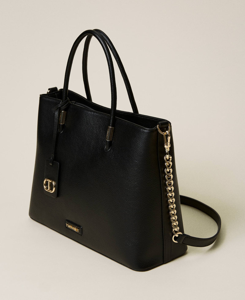 Shopper with logo tag