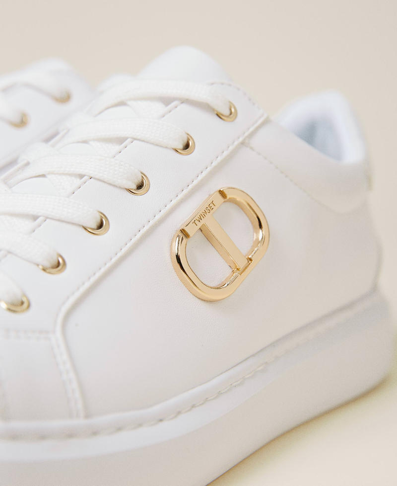 Trainers with logo White Woman 222TCP010_00001_04