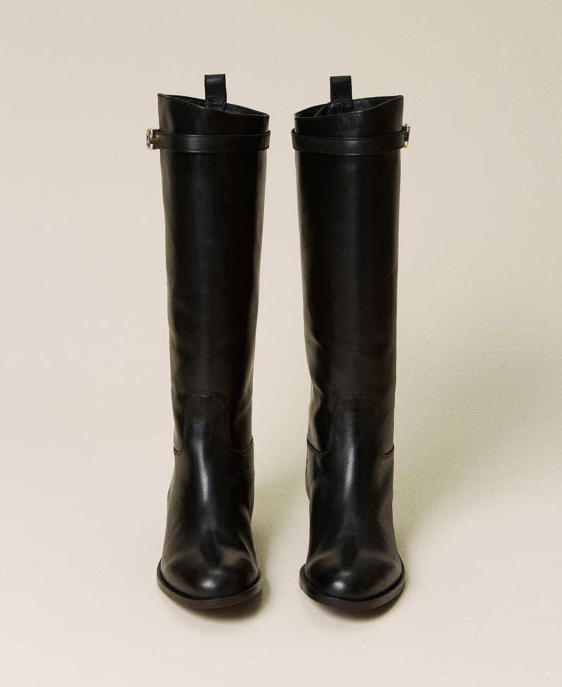 Leather boots with strap