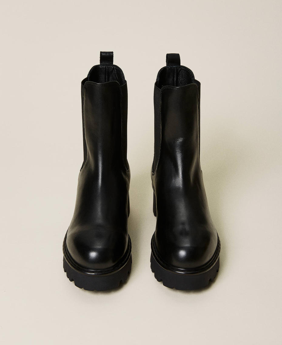 Chelsea boots with stud Black Woman 222TCP16E-05