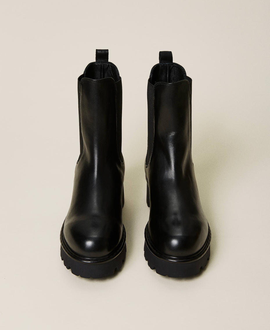 Chelsea boots with stud Black Woman 222TCP16E_00006_05