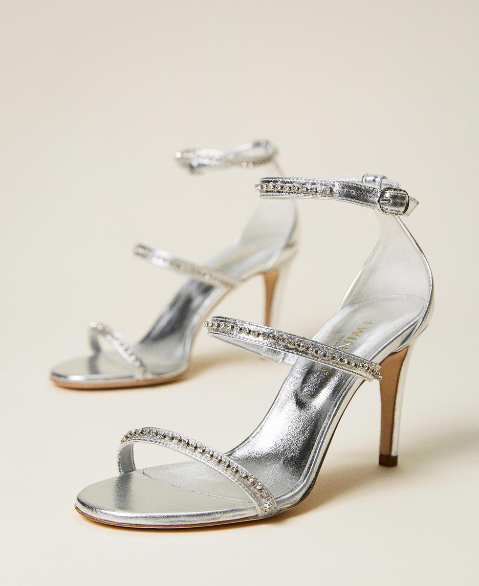 Sandali argento con strass 2025