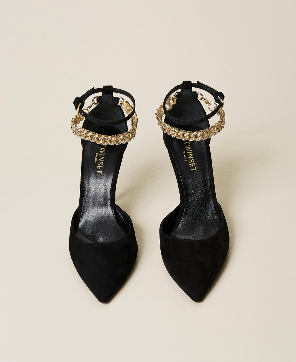 Leather court shoes with chain and strap