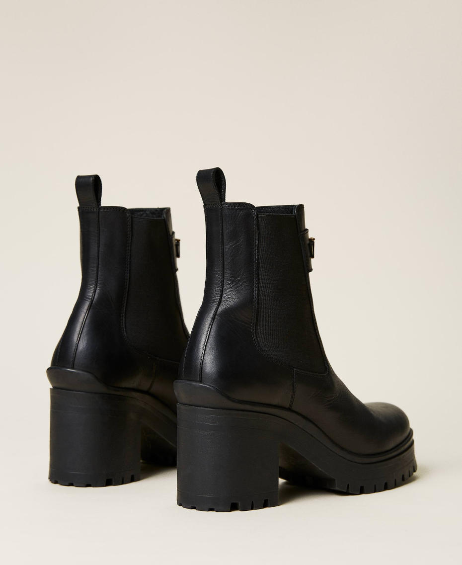 Leather Chelsea boots with Oval T logo