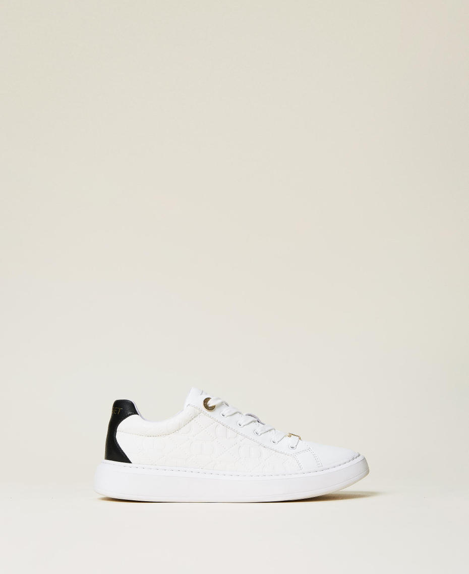 Sneakers mit Allover-„Oval T“-Logo Zweifarbig Optisches Weiß / Schwarz Frau 222TCT160-01