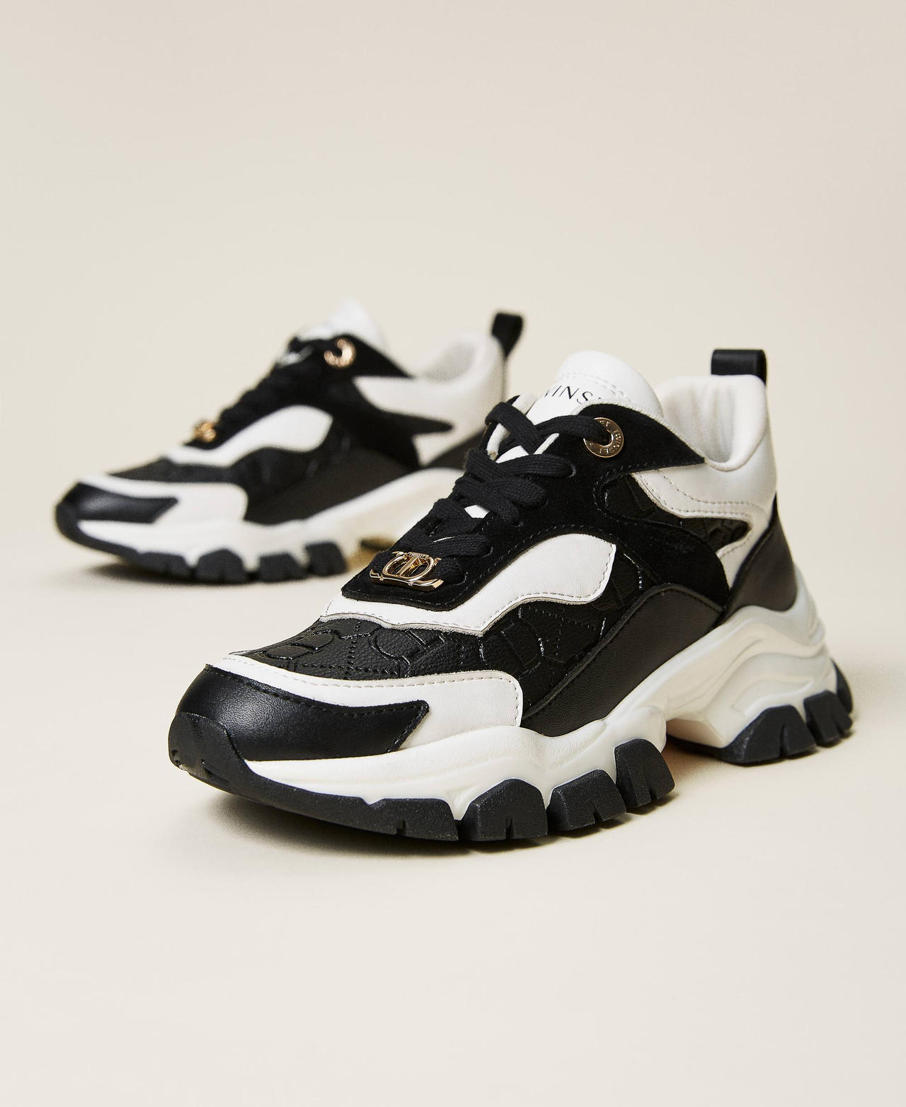 Scarpe running con logo Oval T