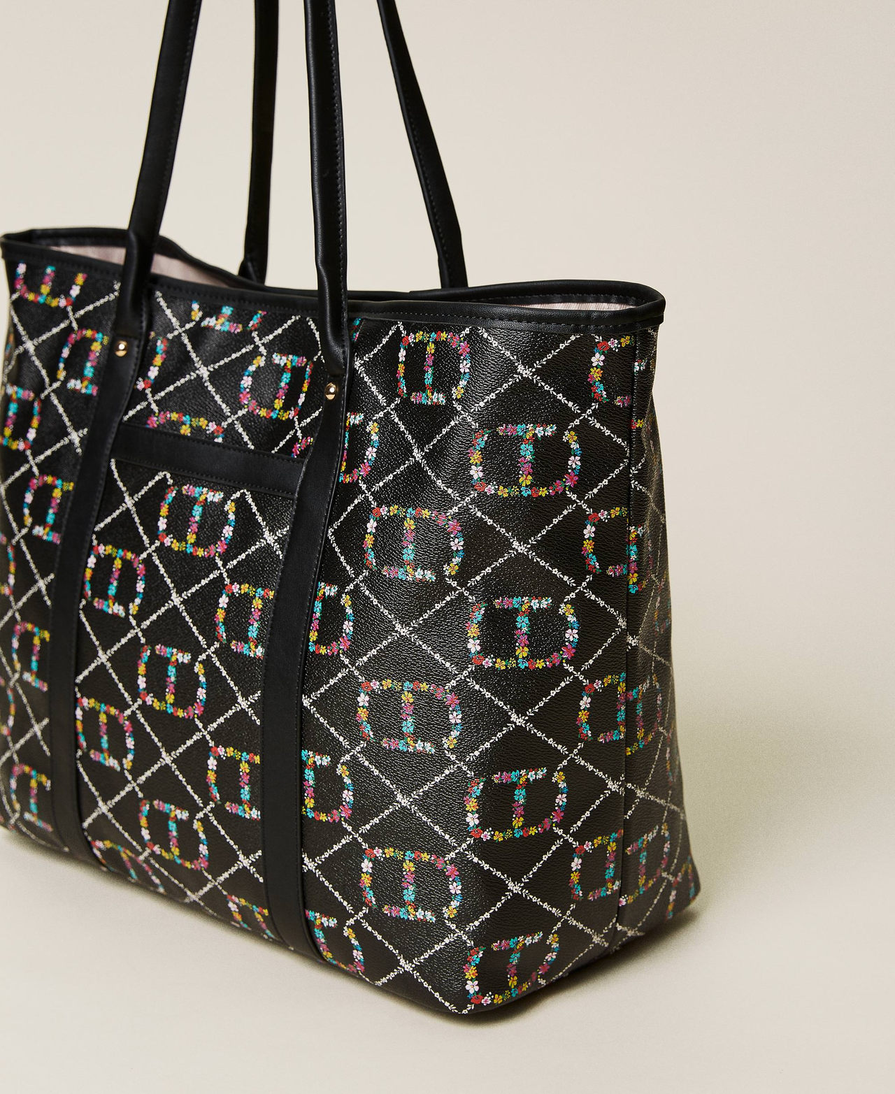 Shopper with floral logo all over