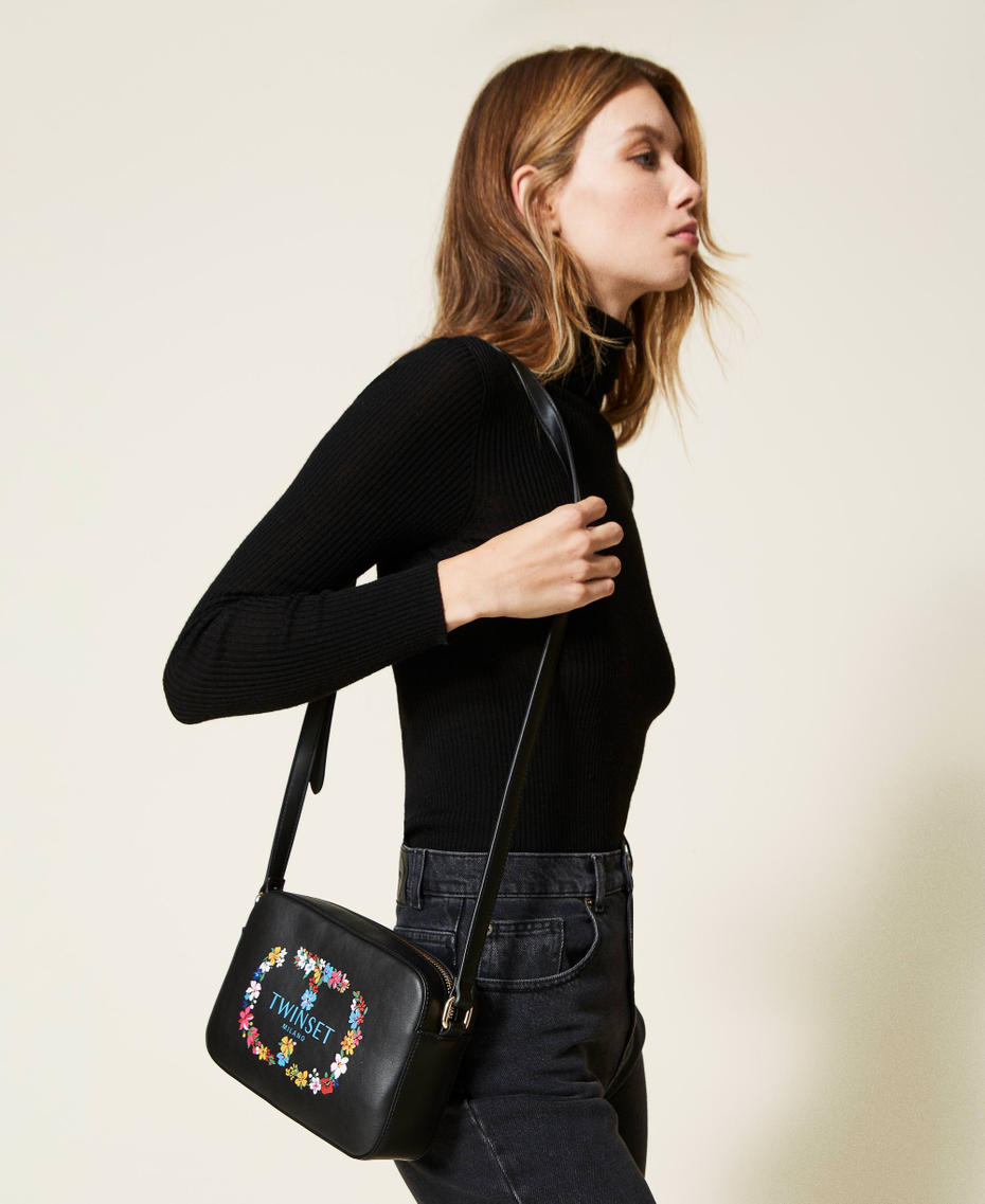 Shoulder bag with floral maxi logo Black / Oval T Flower Woman 222TD8121-0S