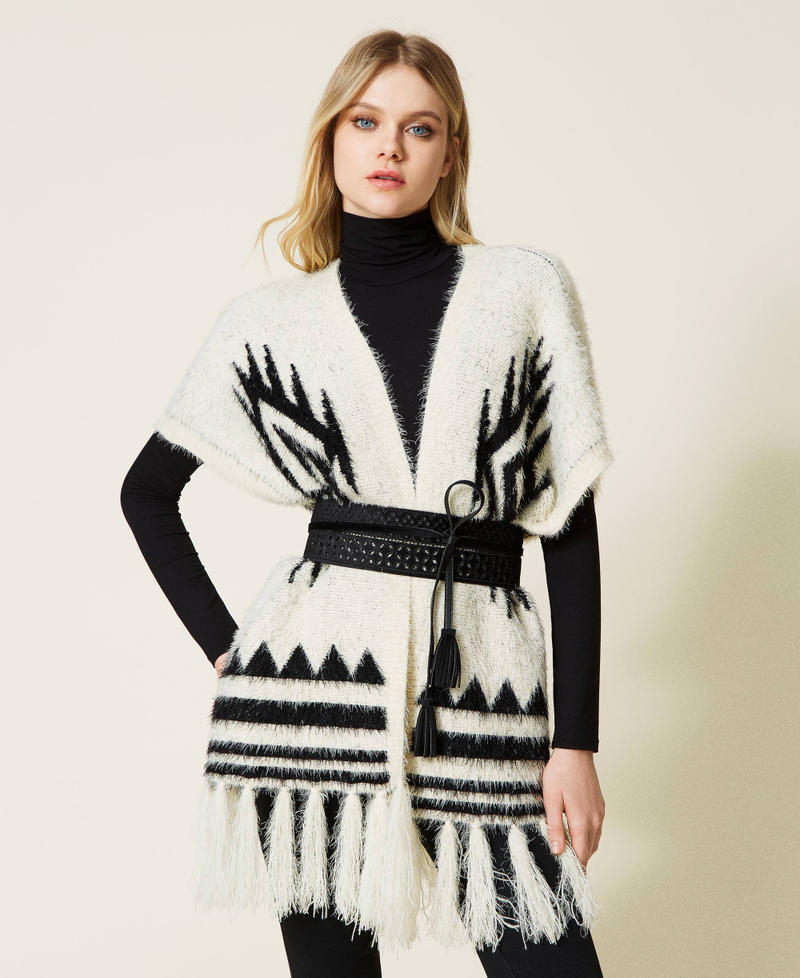Jacquard open poncho with fringes Bicolour "Snow" White / Black Woman 222TO502D-04