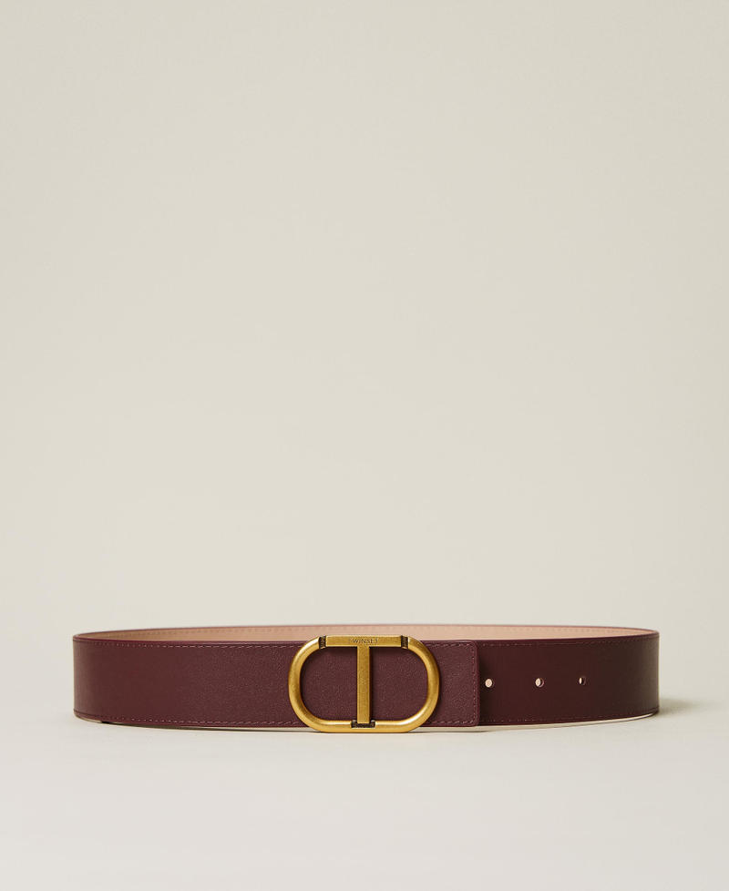 Reversible leather belt with logo