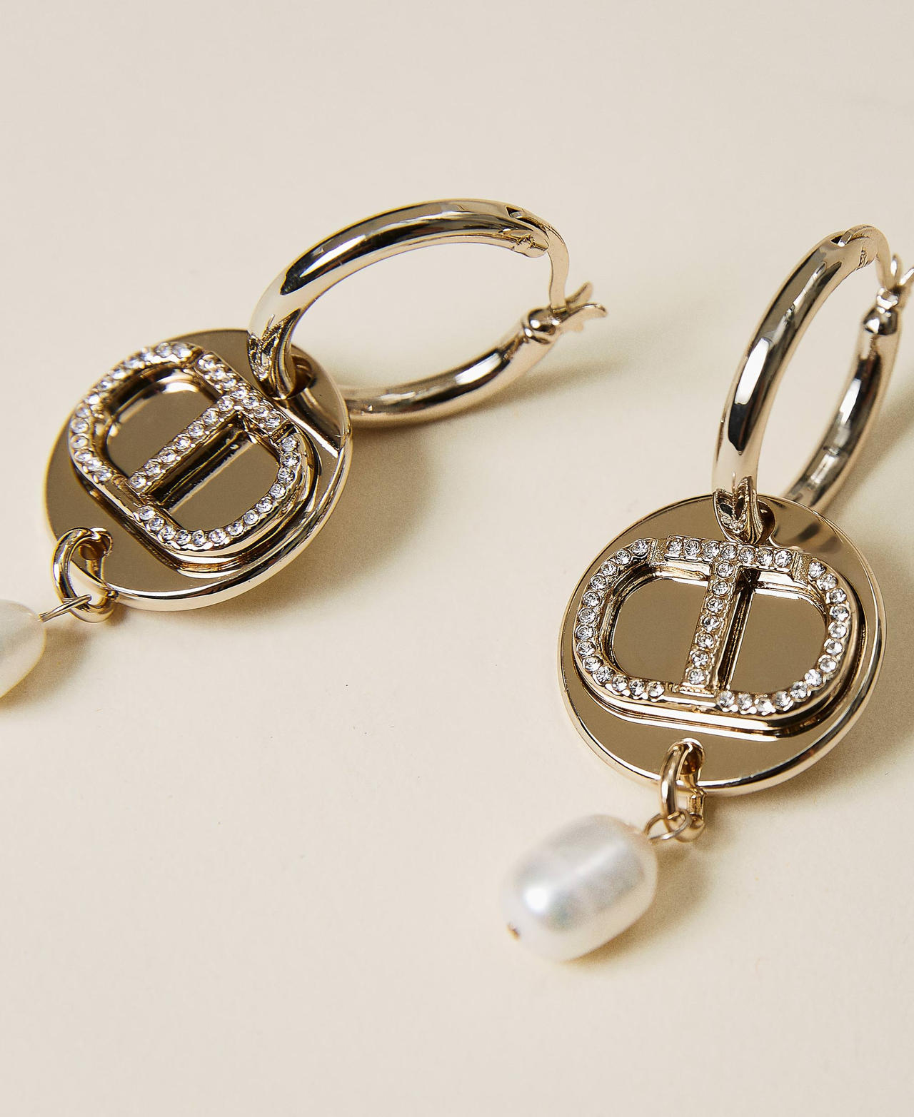 Boucles d’oreille avec pendentif Oval T et perles Jaune Or Femme 222TO5067-02