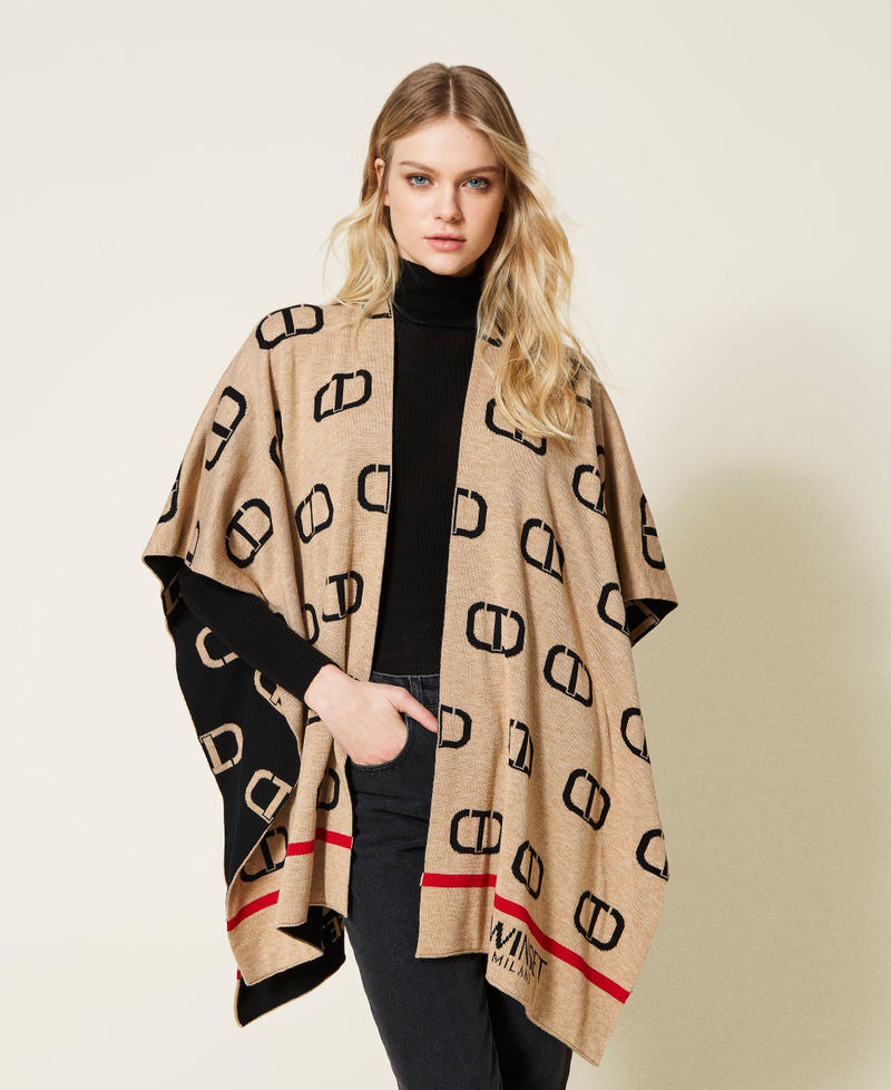 Reversible poncho with Oval T logo Two-tone "Light Wood" Beige / Black Woman 222TO5099-01