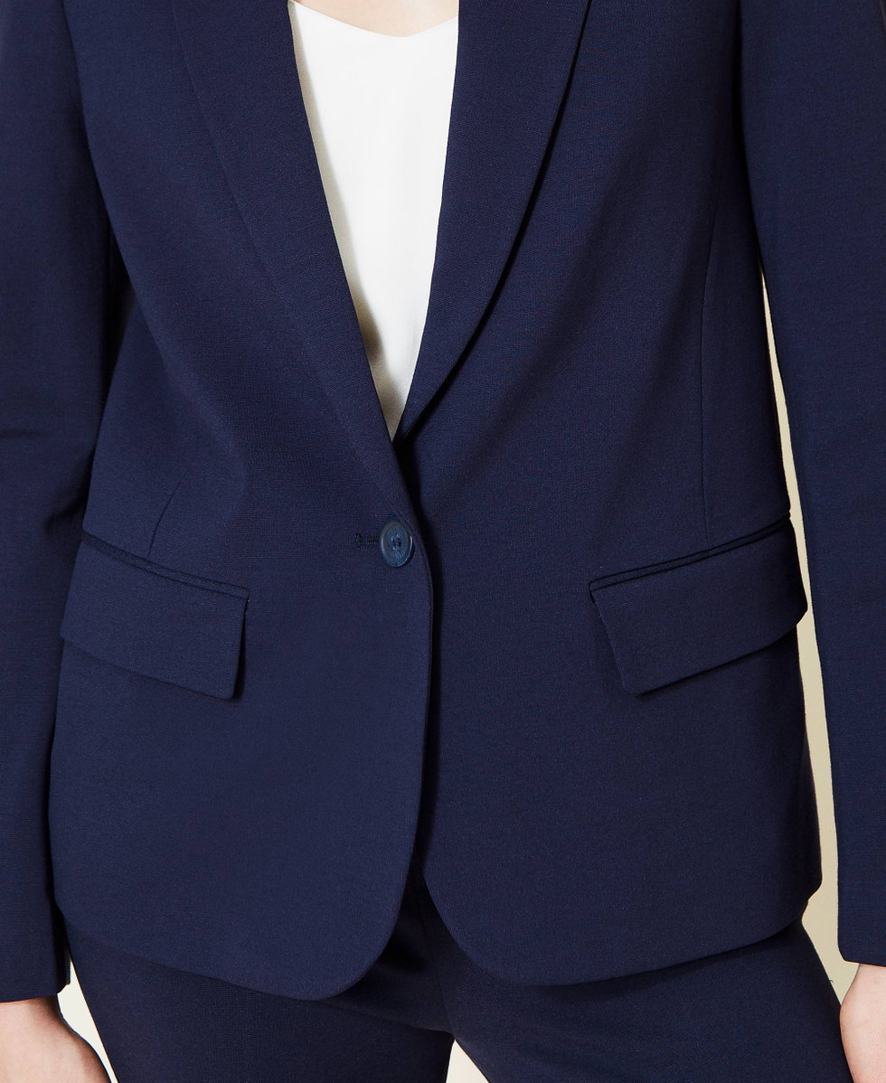 Single-breasted blazer