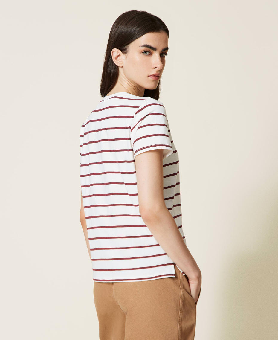 Striped t-shirt with logo