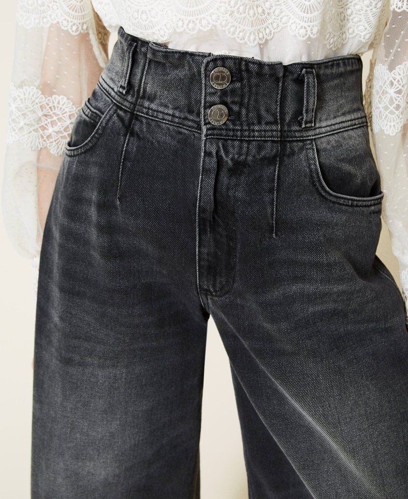 High-Waist-Jeans in Cropped-L&auml;nge