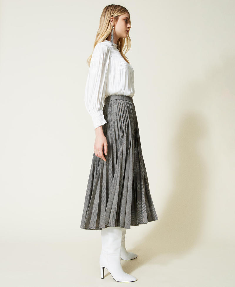 Gonna lunga in Principe di Galles