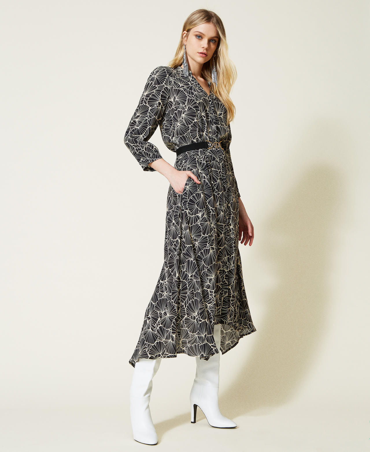 Langes Hemdblusenkleid mit Print