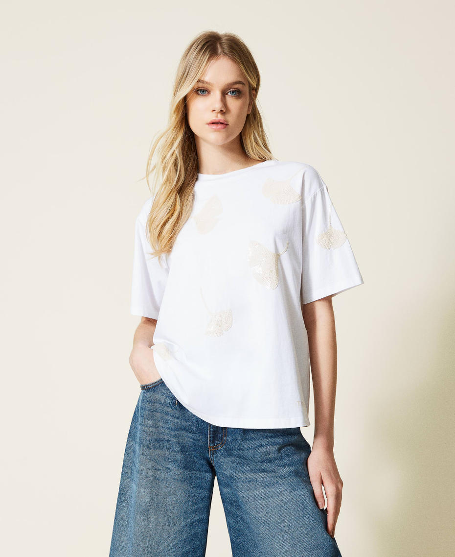 T-shirt avec broderie de sequins