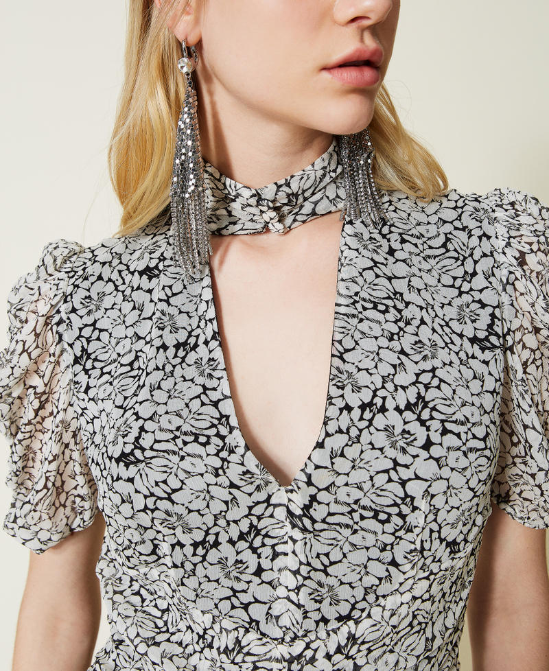 Robe en crépon imprimé avec nœud