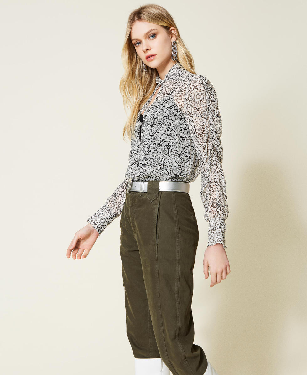 Chemise en cr&eacute;pon imprim&eacute;