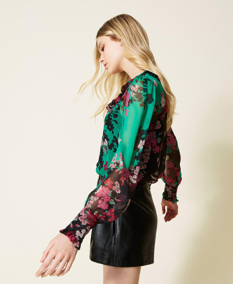 Floral creponne blouse with ruffles "Peppermint" Green / Black Autumn Flowers Print Woman 222TP2693-03