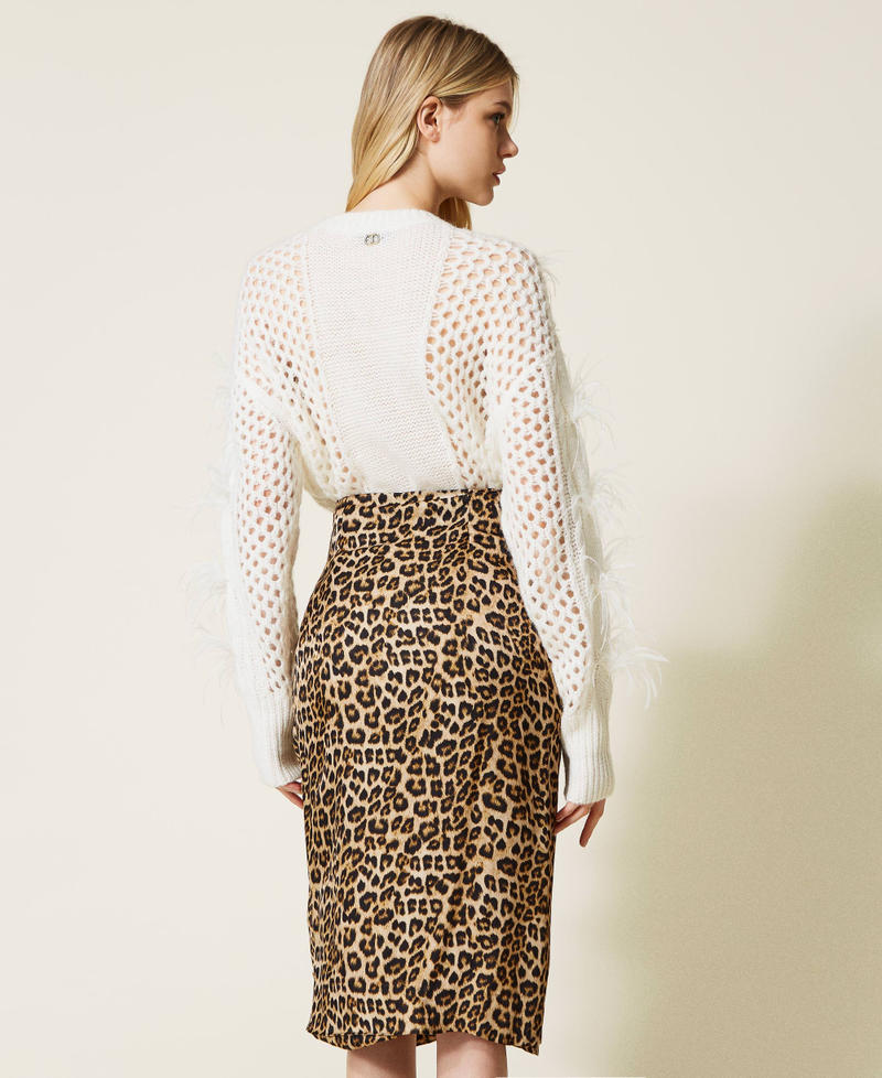 Falda midi de raso animal print