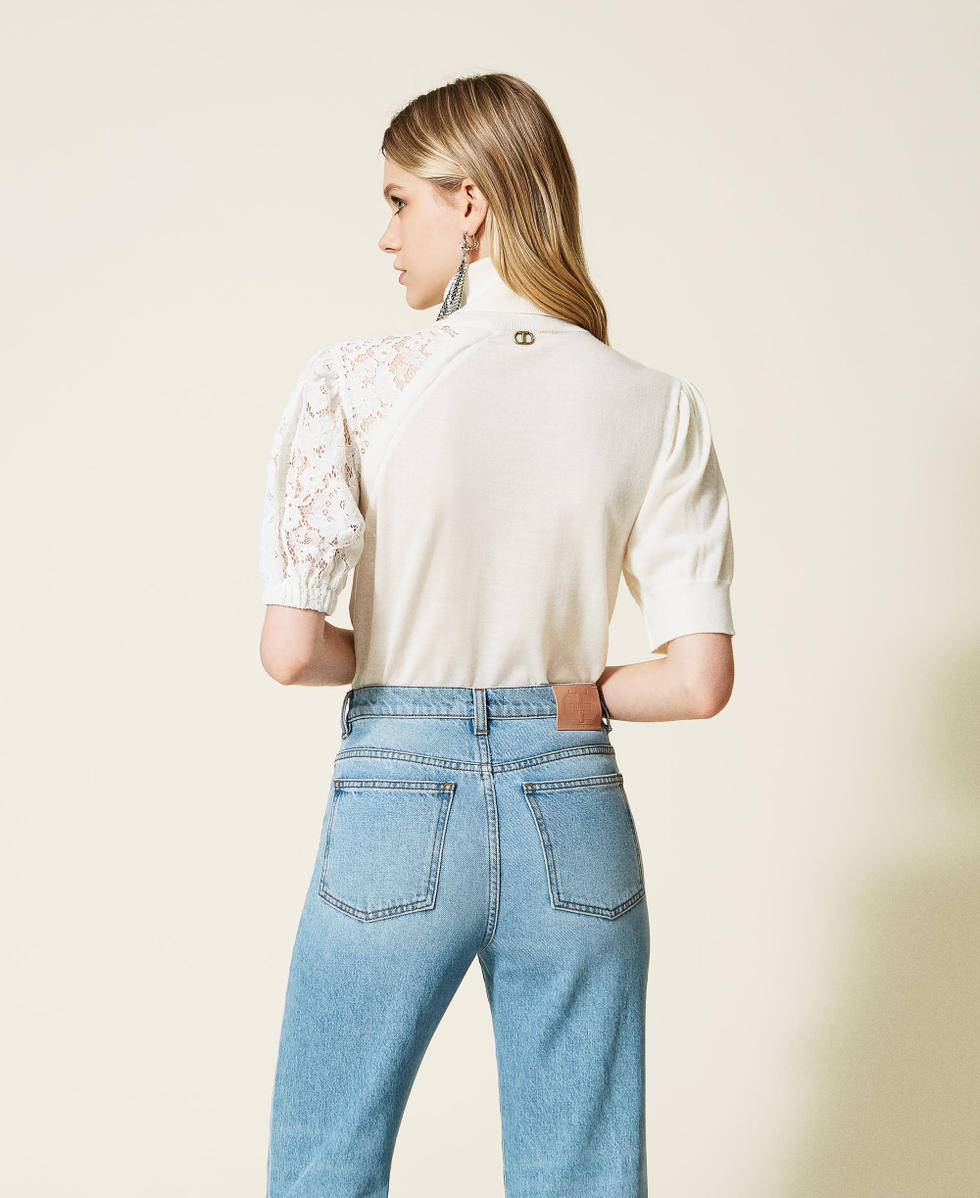 Maglia in misto lana con pizzo
