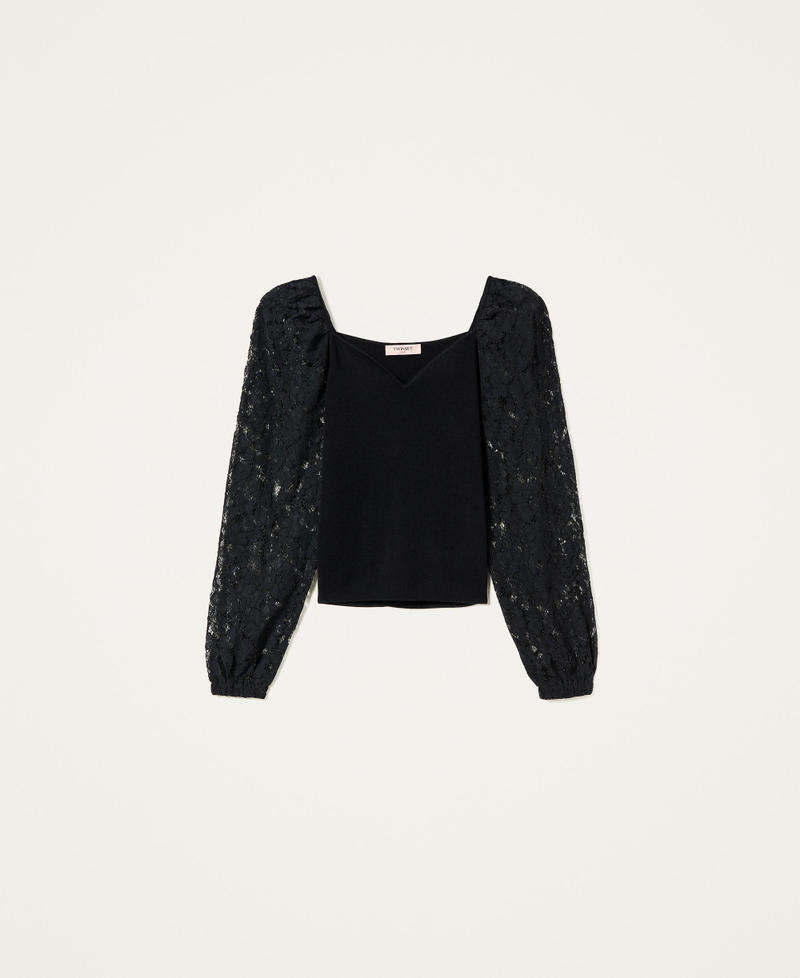 Figurbetonter Pullover mit &Auml;rmeln aus Spitze