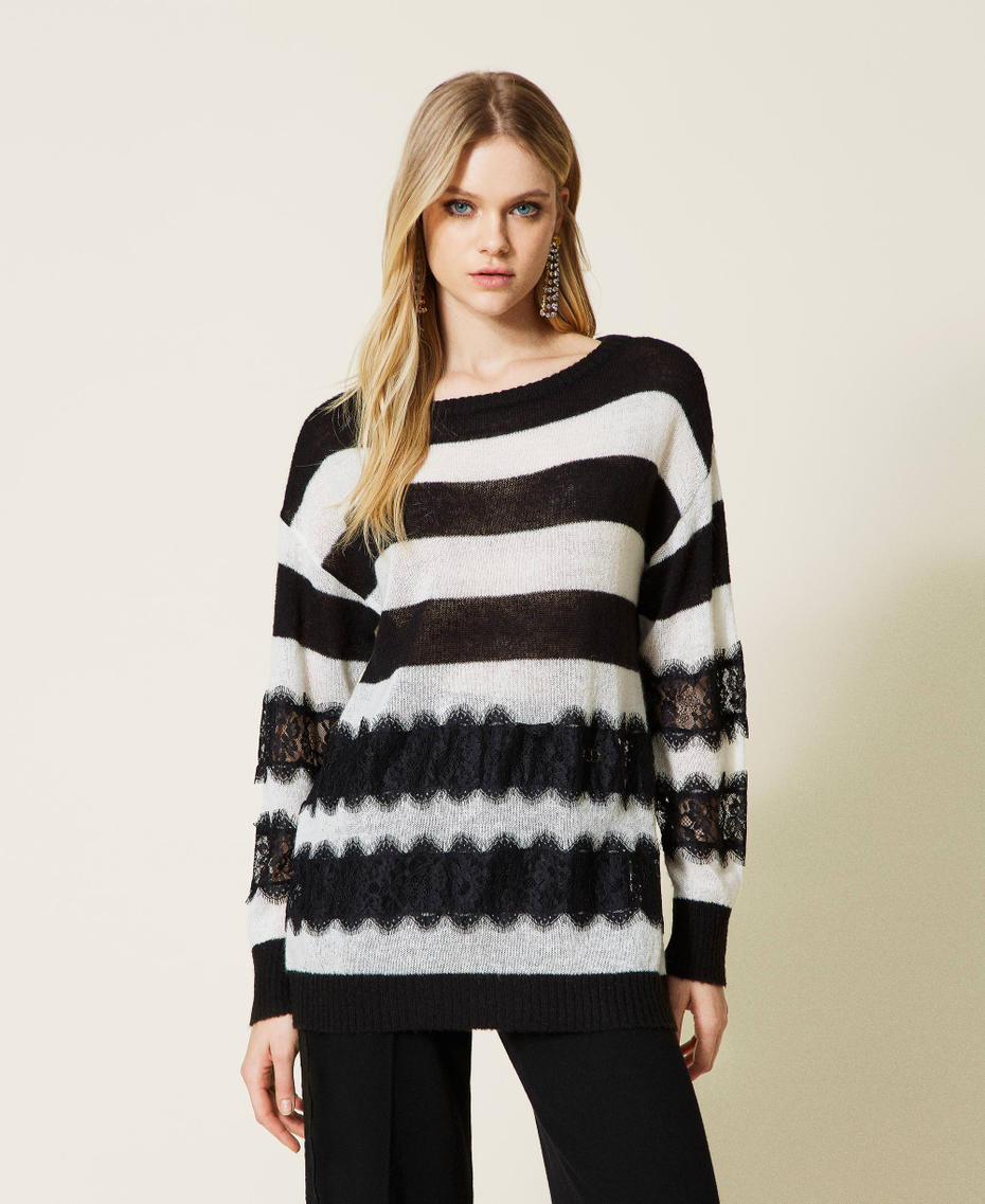 Maxi maglia a righe con pizzo