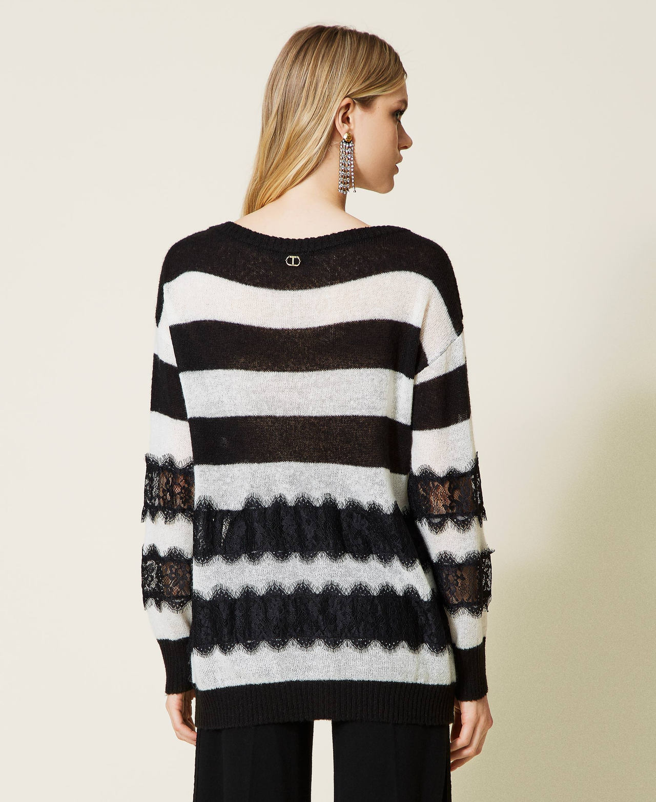 Striped maxi jumper with lace Bicolour Black / "Snow" White Woman 222TP3130-03
