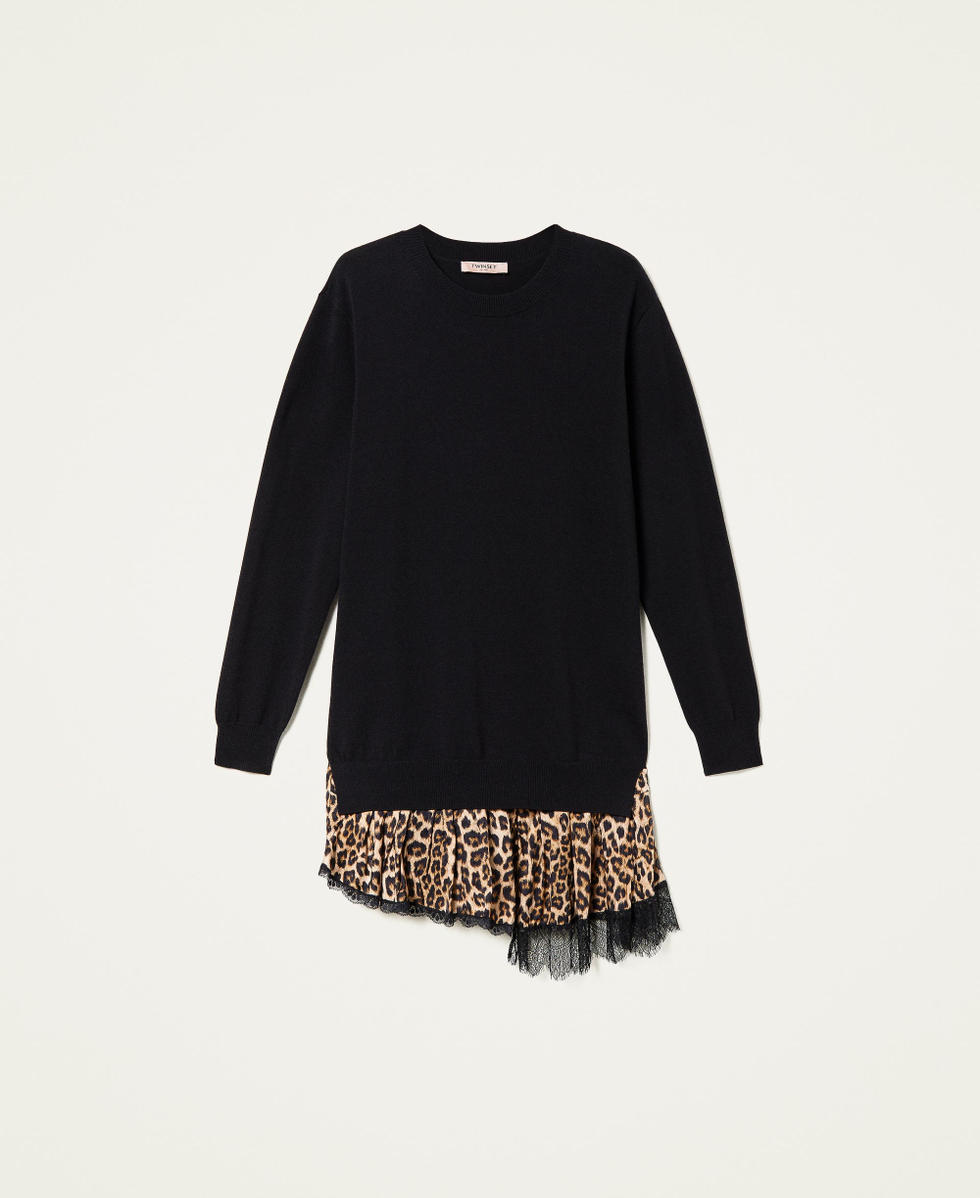 Robe en maille avec insertion animali&egrave;re