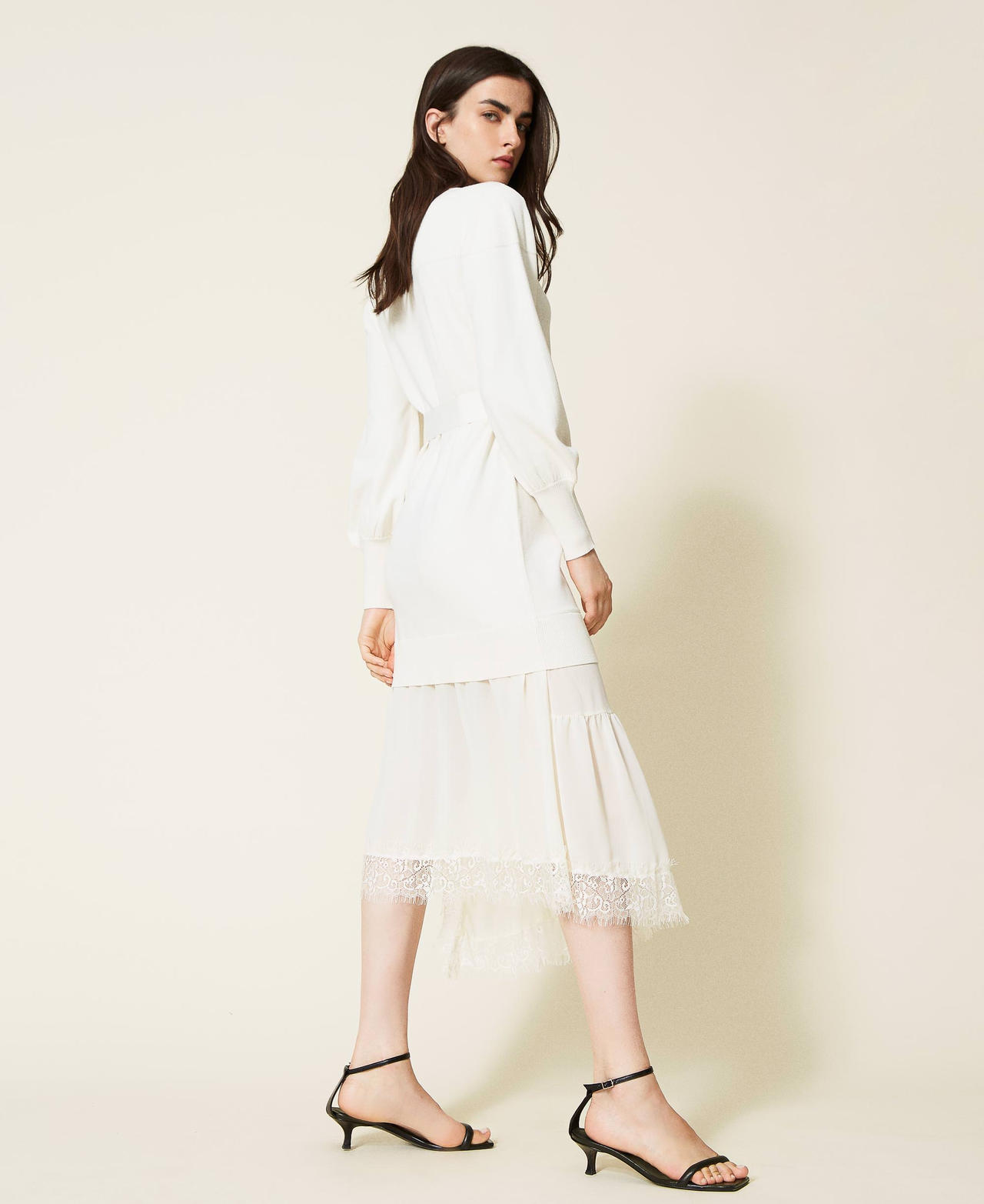 Maxi-Strickkleid mit Georgette