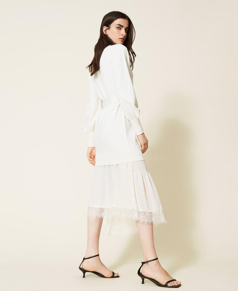 Maxi-Strickkleid mit Georgette