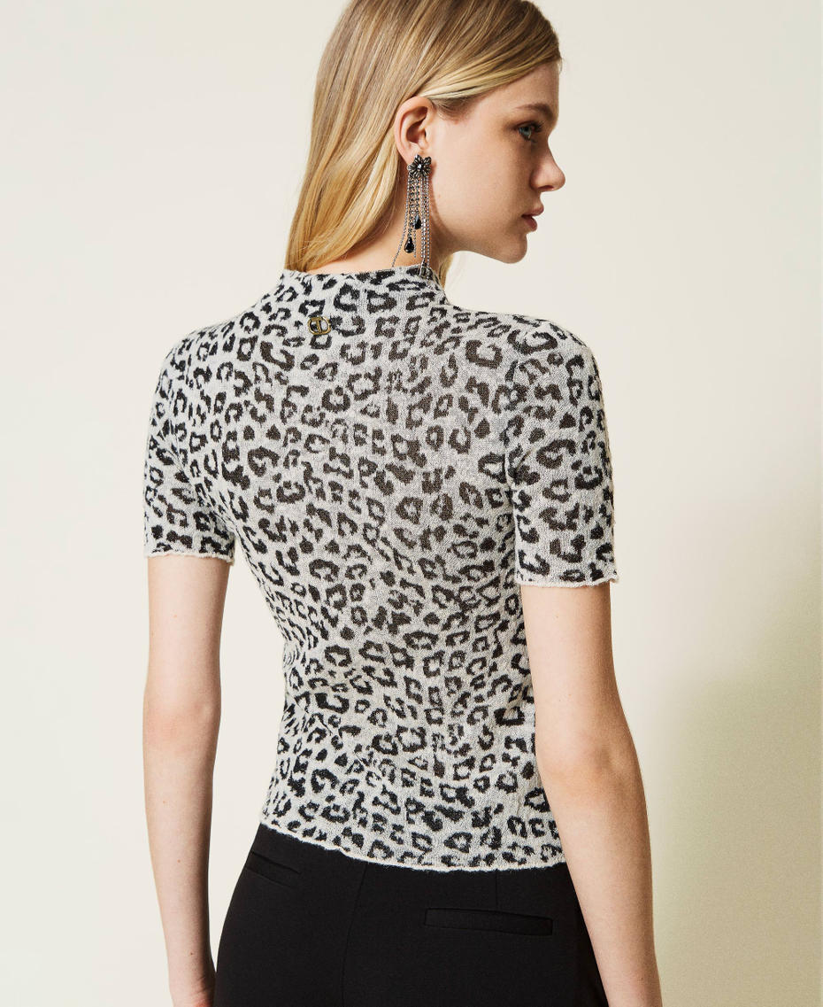 Animal print jacquard turtleneck