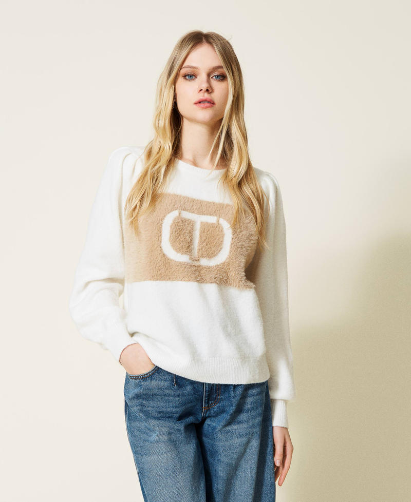 Jumper with jacquard logo Two-tone "Snow" White / Pale "Dune" Beige Woman 222TP3461-01