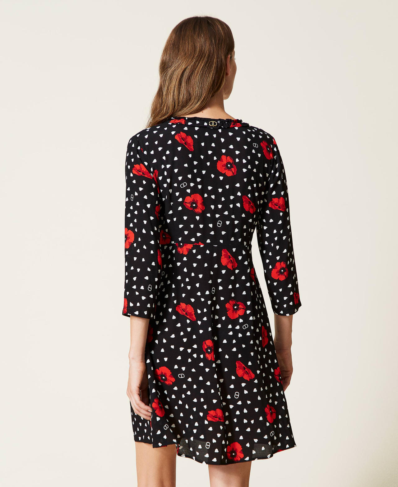 Dress with heart and poppy print Black Romantic Poppy Print Woman 222TQ201B-03