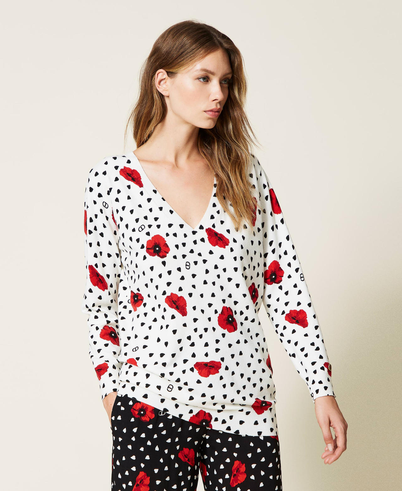 2-in-1-Pullover mit aufgedruckten Herzen und Mohnblumen Print Romantic Poppy Off White Frau 222TQ3042-03