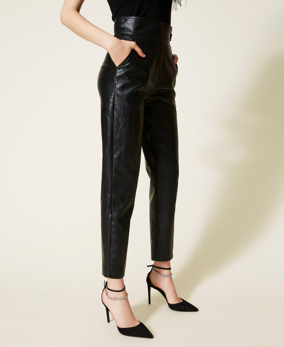 Pantalon effet cuir avec boucle Noir Femme 222TT2018-03