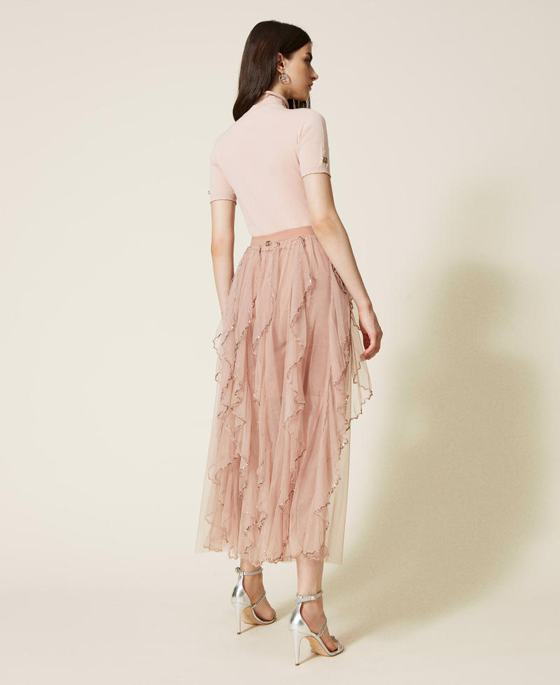 Long tulle skirt with ruffles
