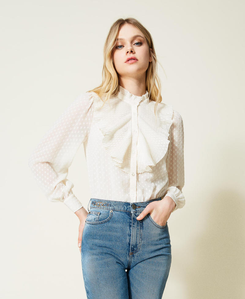 Bluse aus Fil Coup&eacute; mit Tupfen