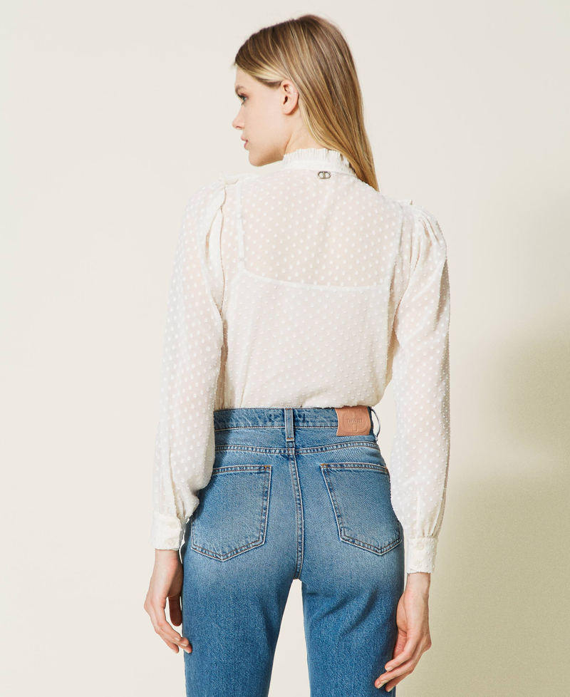 Bluse aus Fil Coup&eacute; mit Tupfen