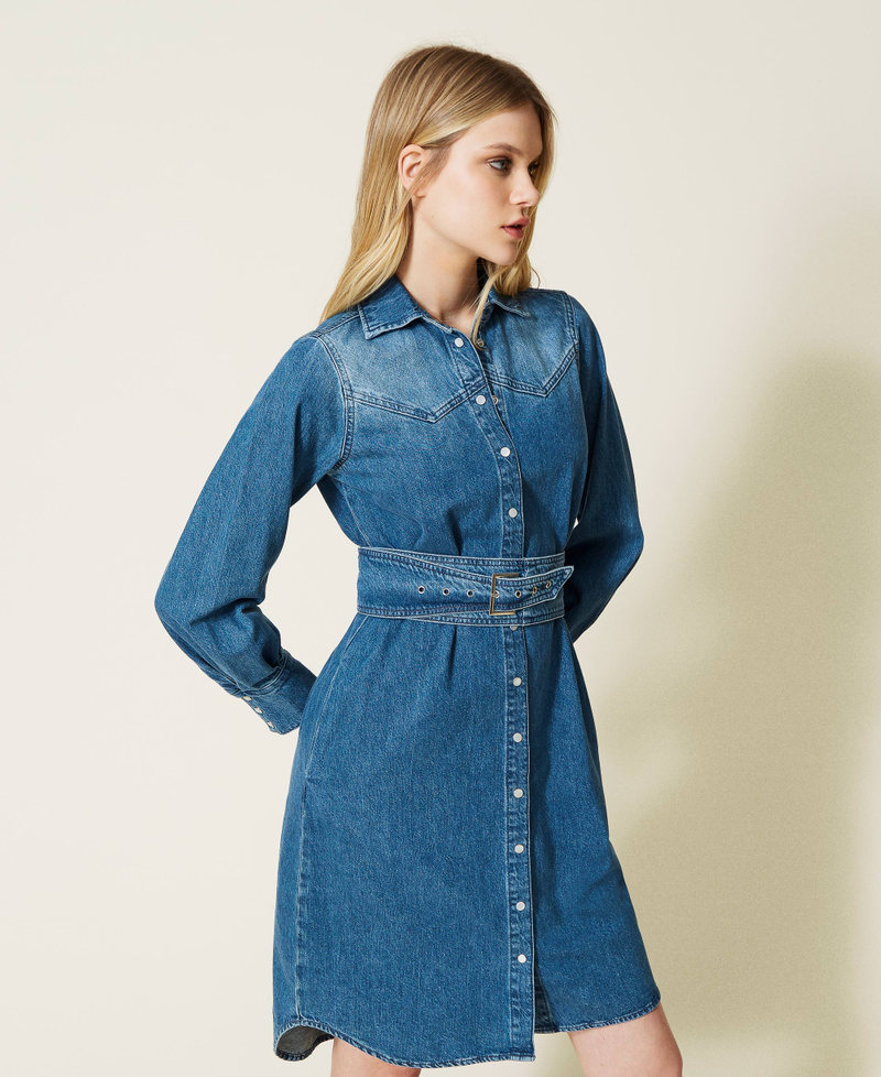 Hemdblusenkleid aus Jeansstoff