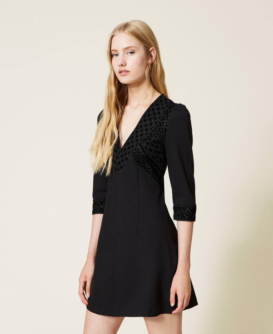 Short dress with velvet embroidery Black Woman 222TT2185-01