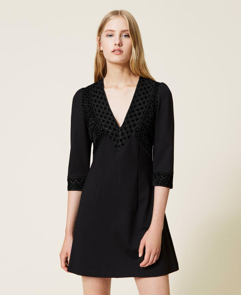 Short dress with velvet embroidery Black Woman 222TT2185-02