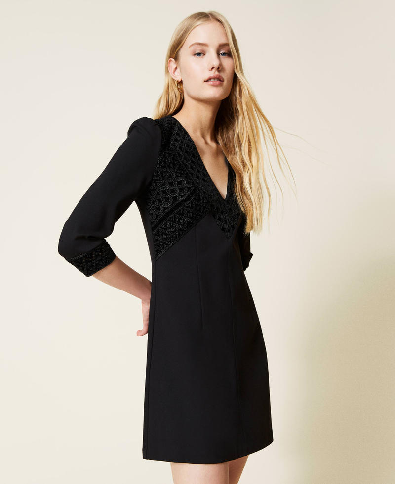 Short dress with velvet embroidery Black Woman 222TT2185-03
