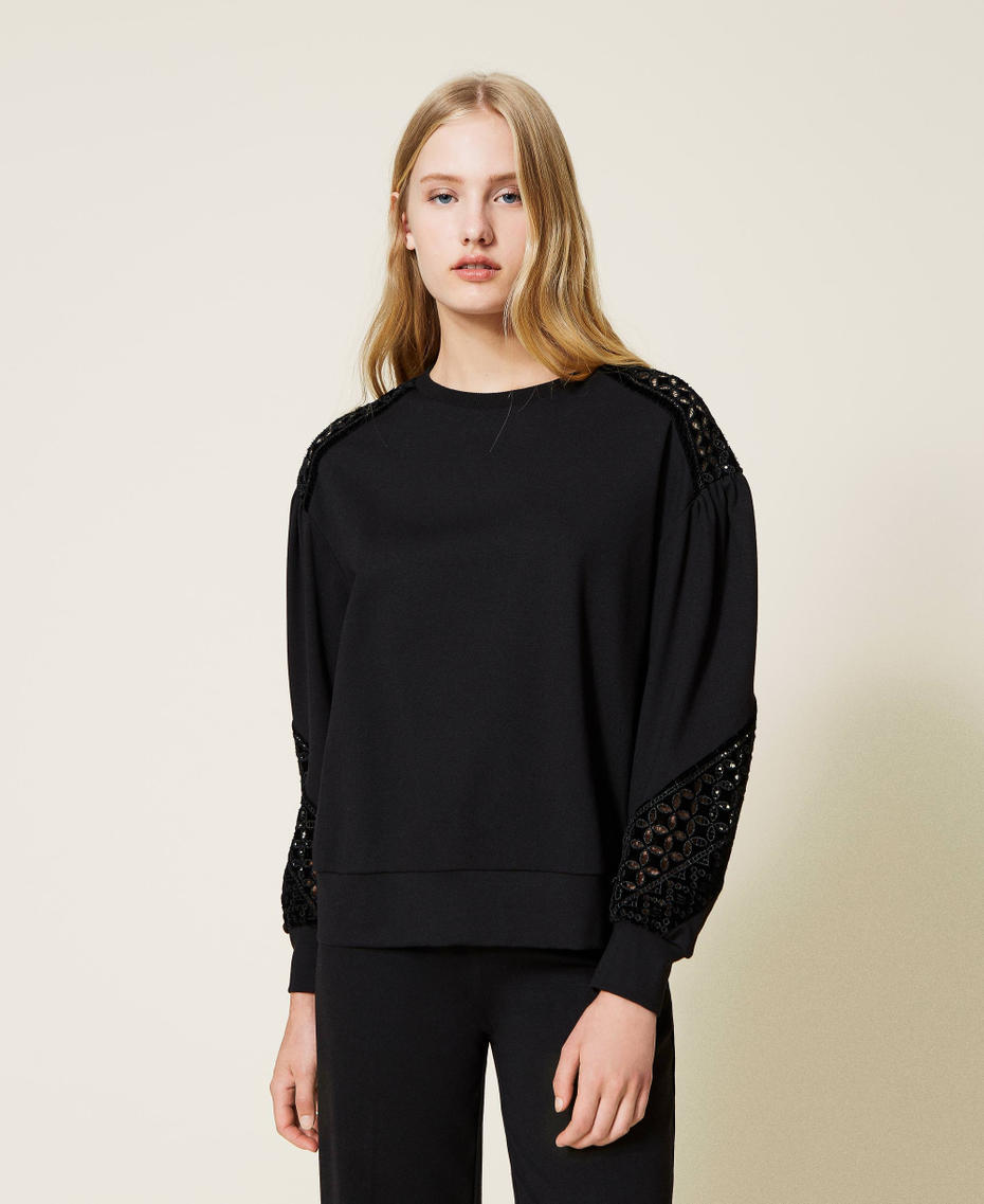 Sweatshirt with velvet embroidery Black Woman 222TT218A-01