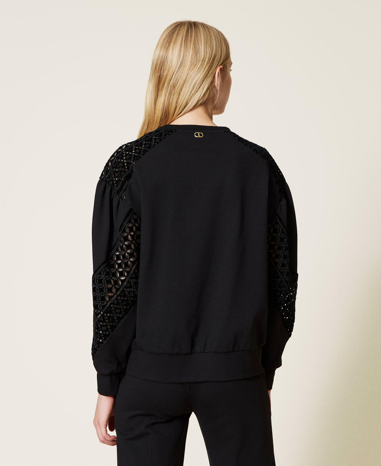 Sweatshirt with velvet embroidery Black Woman 222TT218A-03