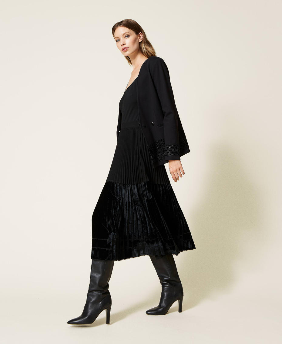 Long cr&ecirc;pe and embroidered velvet skirt