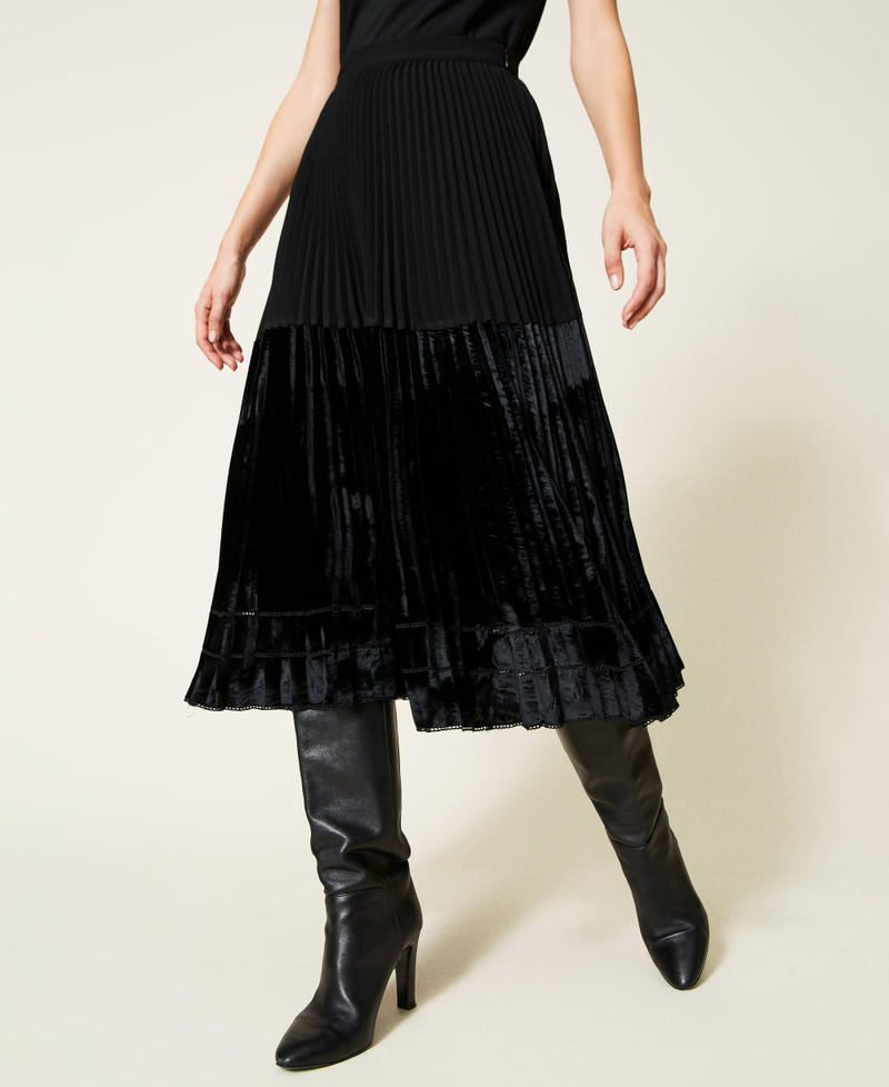 Long crêpe and embroidered velvet skirt Black Woman 222TT2193-04